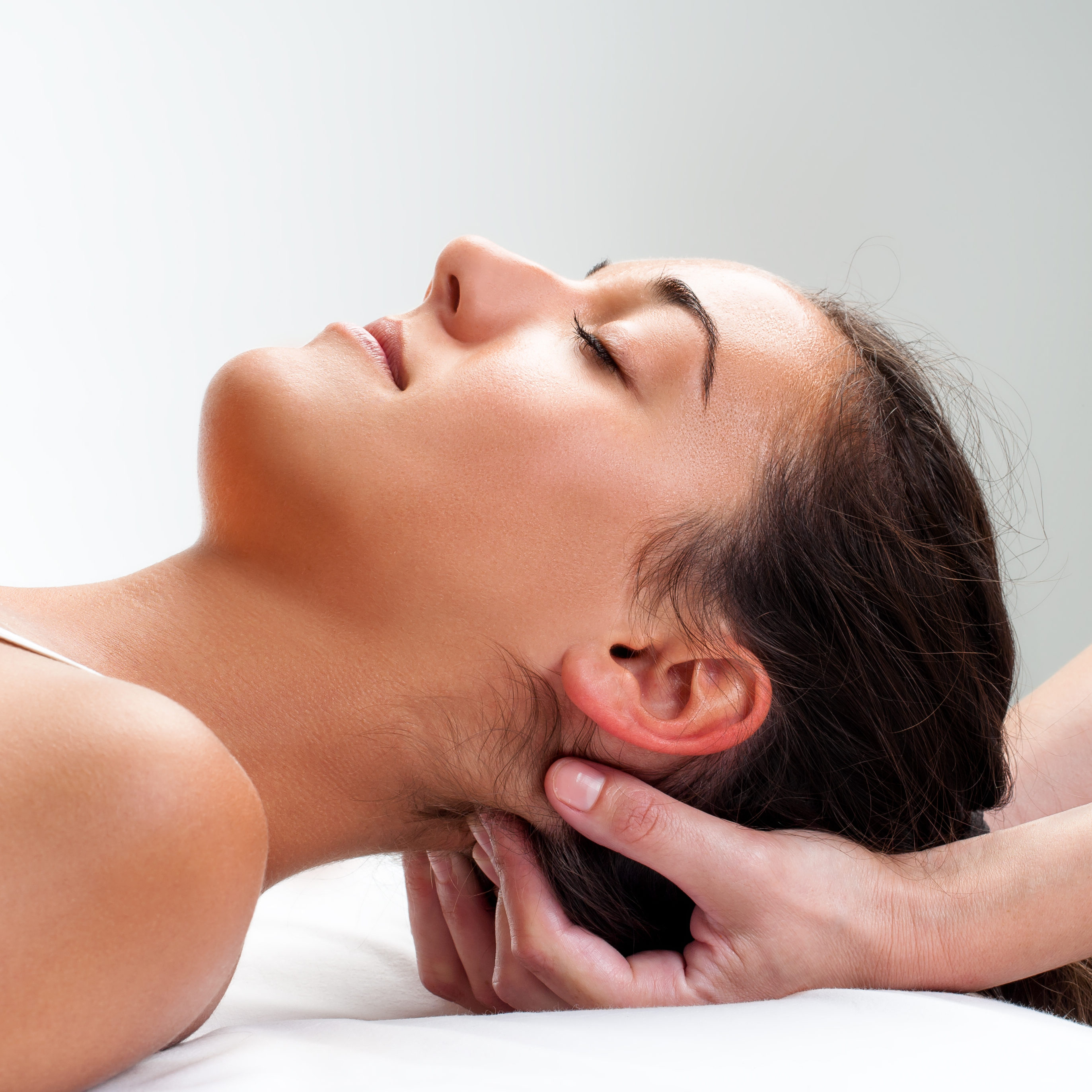 Osteopatisk behandling af spændingshovedpine – Få lindring og forbedret livskvalitet med personlig osteopatisk behandling
